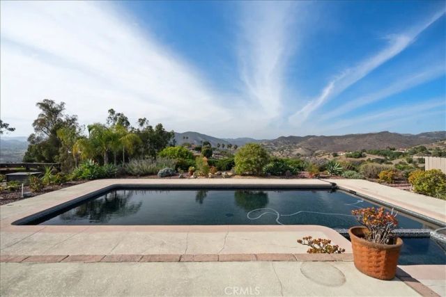 1509 Macadamia Drive, Fallbrook, CA 92028