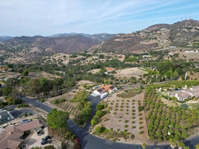 1509 Macadamia Drive, Fallbrook, CA 92028