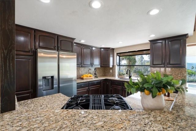 1509 Macadamia Drive, Fallbrook, CA 92028