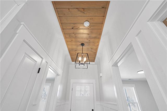 1620 Old Dobbins Bridge Road, Townville, SC 29689