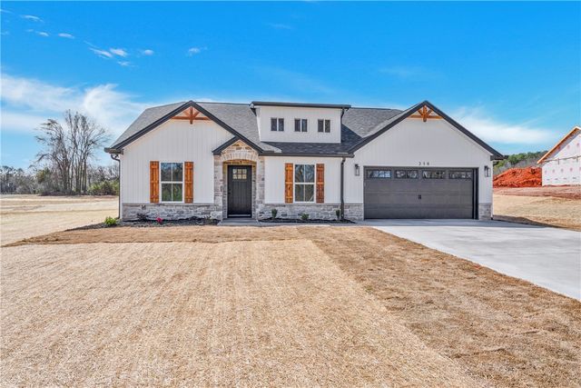 1620 Old Dobbins Bridge Road, Townville, SC 29689