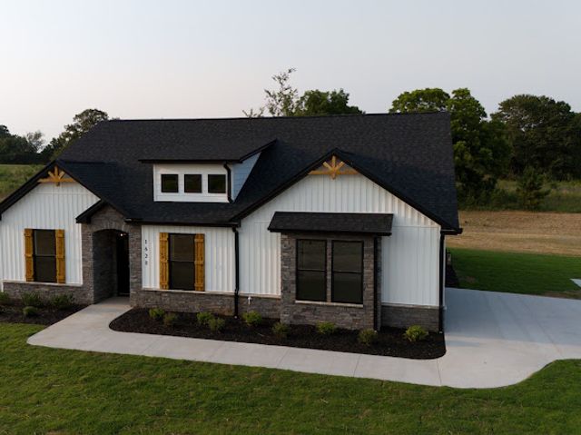 1620 Old Dobbins Bridge Road, Townville, SC 29689