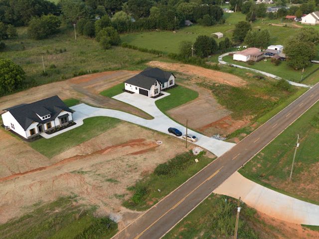 1620 Old Dobbins Bridge Road, Townville, SC 29689