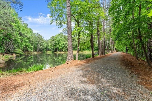 4719 Shady Lake Circle, Gainesville, GA 30507