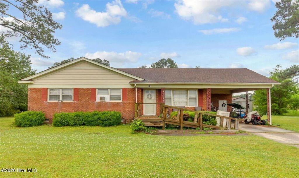 550 S 5th Street, Aurora, NC 27806
