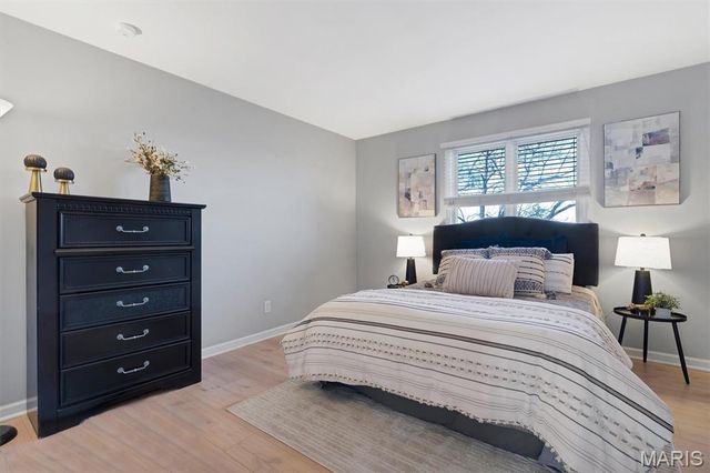 9043 W Swan Circle, Brentwood, MO 63144