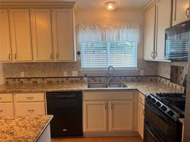 3816 Eagles Nest ST, Round Rock, TX 78665