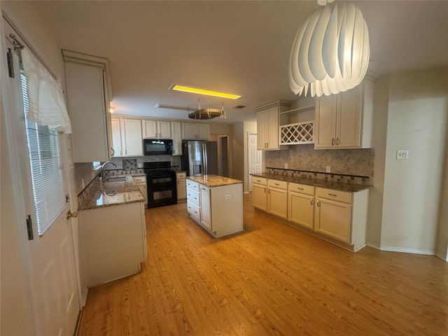 3816 Eagles Nest ST, Round Rock, TX 78665