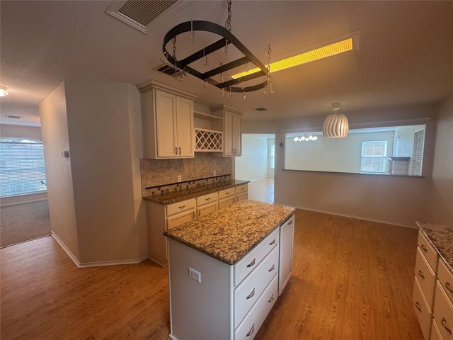 3816 Eagles Nest ST, Round Rock, TX 78665