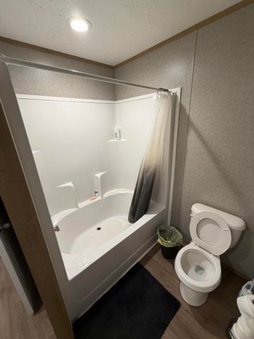 42 E Bluebottle Court, Defuniak Springs, FL 32433