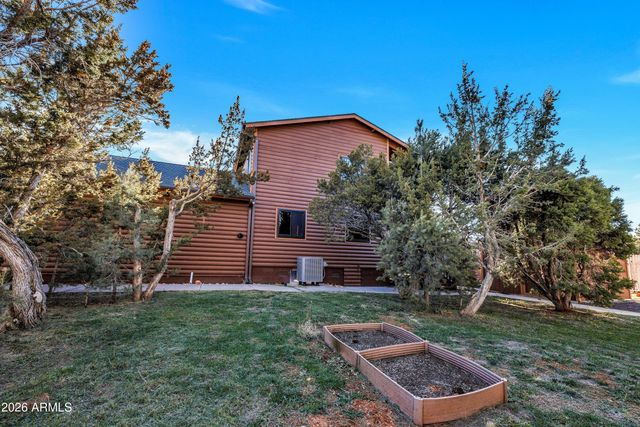 3028 MEARNS Lane, Overgaard, AZ 85933