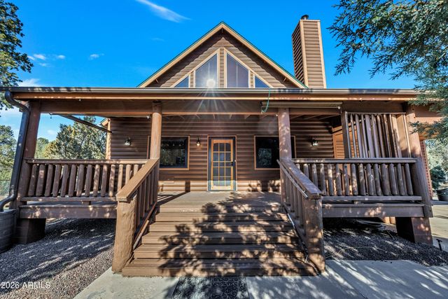 3028 MEARNS Lane, Overgaard, AZ 85933