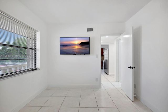 126 S Cypress Rd 729, Pompano Beach, FL 33060