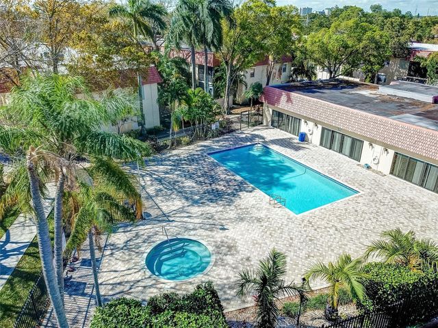 126 S Cypress Rd 729, Pompano Beach, FL 33060