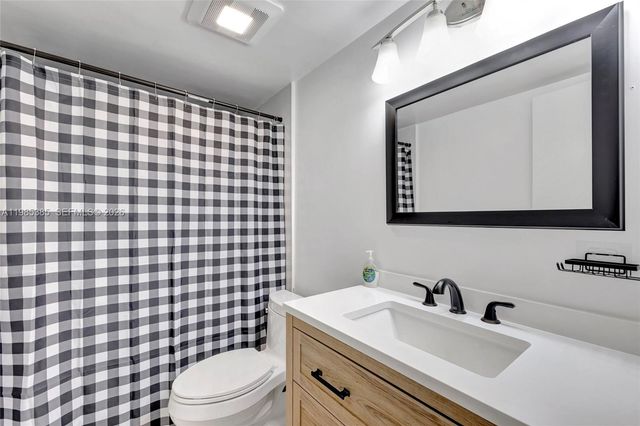 126 S Cypress Rd 729, Pompano Beach, FL 33060