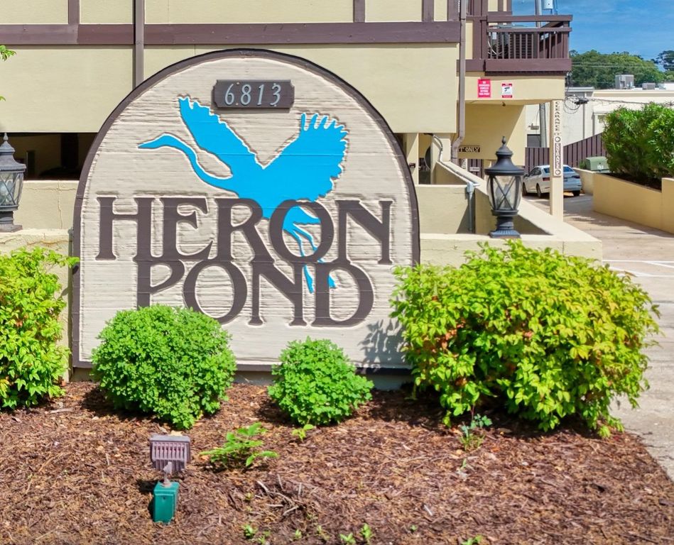 6813 Porcher Dr Apt 21, Myrtle Beach, SC 29572 — photo 2