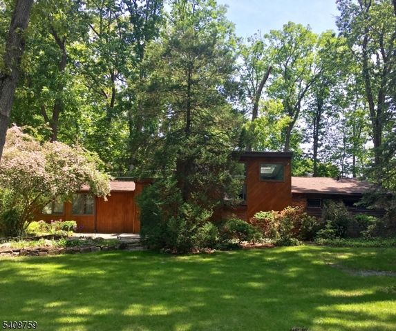 41 Moraine Road, Parsippany-troy Hills Twp., NJ 07950