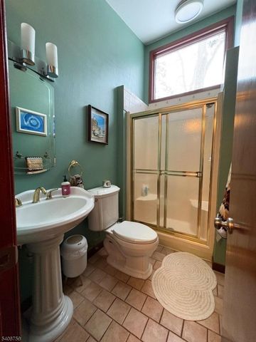 41 Moraine Road, Parsippany-troy Hills Twp., NJ 07950