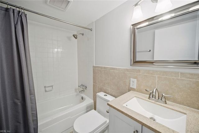 303 Atlantic Ave Apt 1201, Virginia Beach, VA 23451