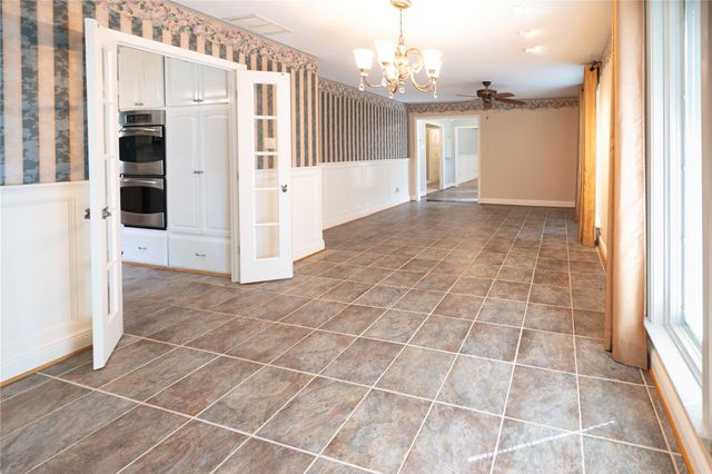 7546 Maple Tree Drive, Houston, TX 77088