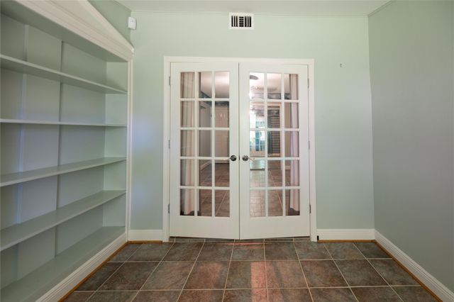 7546 Maple Tree Drive, Houston, TX 77088