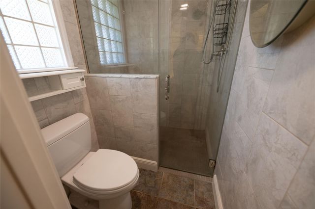 7546 Maple Tree Drive, Houston, TX 77088