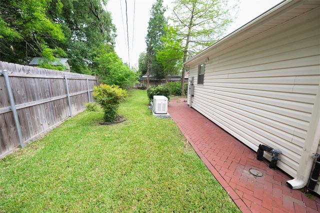 7546 Maple Tree Drive, Houston, TX 77088