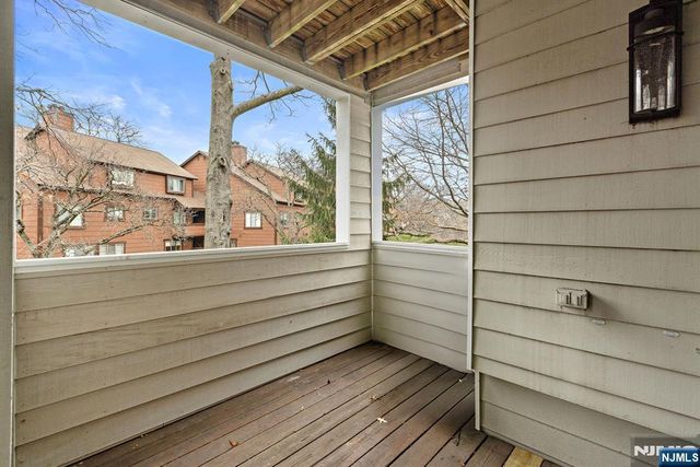 714 Mainsail Lane, Secaucus, NJ 07094