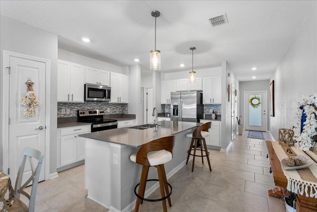 1805 HEART LAKE DRIVE, Groveland, FL 34736