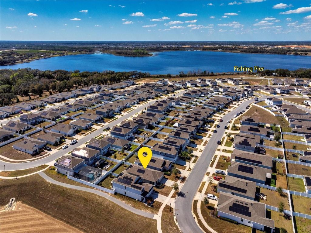 Image 20 of property listing at 1805 HEART LAKE DRIVE, Groveland, FL 34736