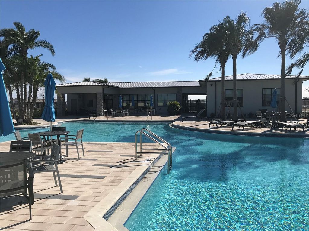 Image 28 of property listing at 1805 HEART LAKE DRIVE, Groveland, FL 34736