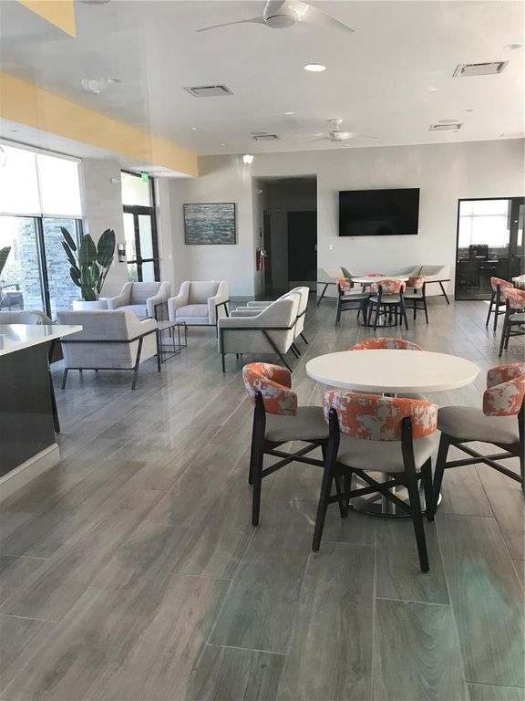 Image 31 of property listing at 1805 HEART LAKE DRIVE, Groveland, FL 34736