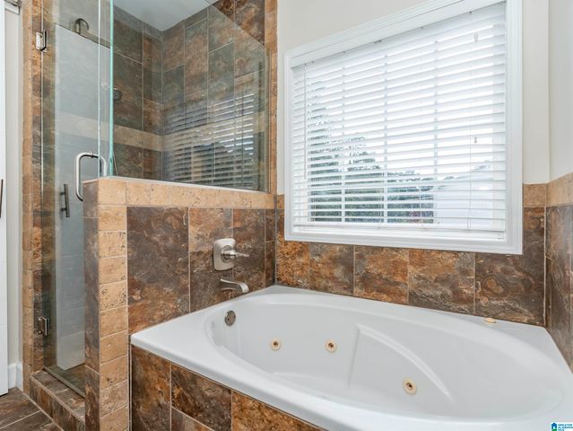 144 WOODBURY DRIVE, Sterrett, AL 35147