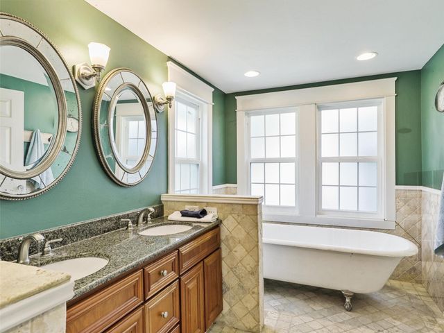 607 W Walnut Street, Celina, TX 75009