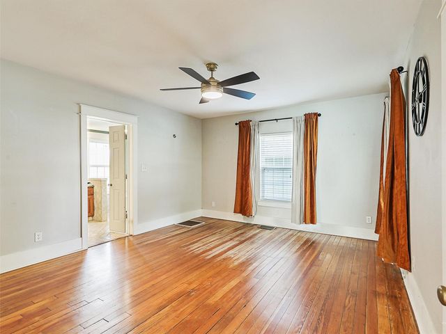 607 W Walnut Street, Celina, TX 75009