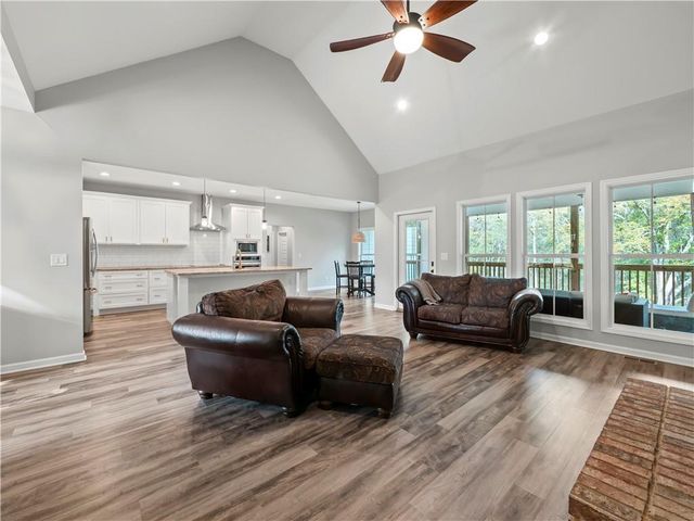 259 Cochran Road, Talmo, GA 30575