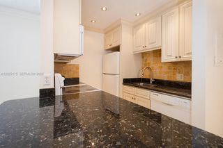1 Crossings Cir E, Boynton Beach, FL 33435