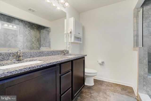 215 THOROUGHBRED DR, York Haven, PA 17370