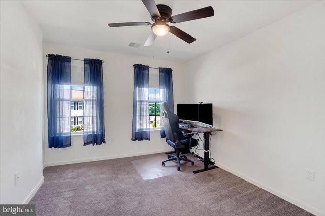 215 THOROUGHBRED DR, York Haven, PA 17370