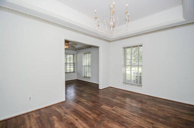 13814 Lynnwood Lane, Sugar Land, TX 77498