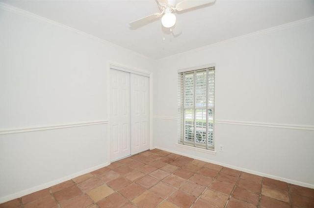 13814 Lynnwood Lane, Sugar Land, TX 77498