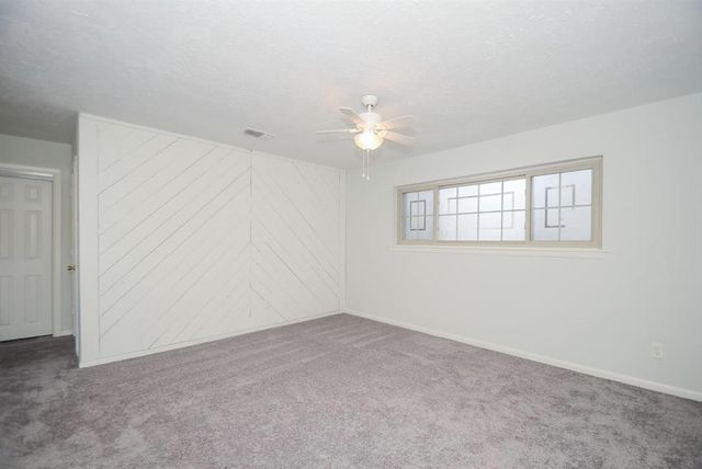 13814 Lynnwood Lane, Sugar Land, TX 77498