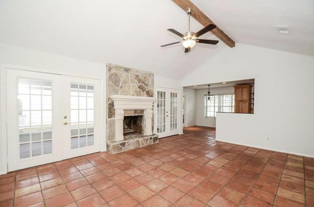 13814 Lynnwood Lane, Sugar Land, TX 77498