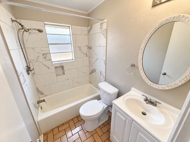 2532 La Vonne, Bossier City, LA 71111