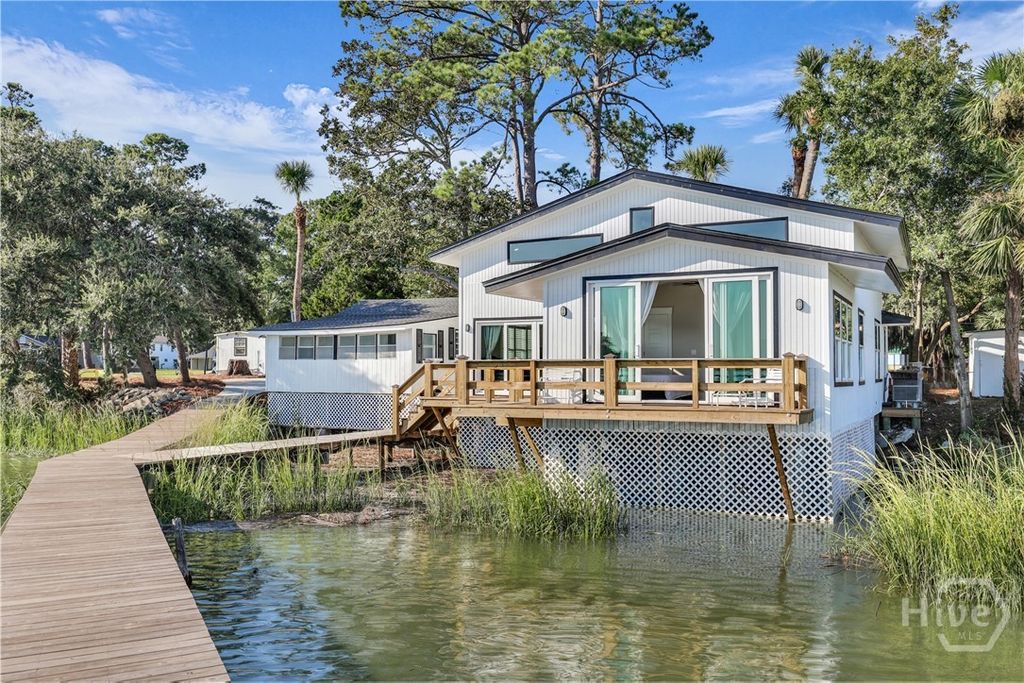 Image 13 of property listing at 1912 Stone Street, Savannah, GA 31410