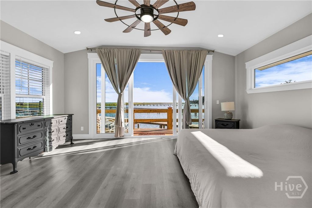 Image 15 of property listing at 1912 Stone Street, Savannah, GA 31410