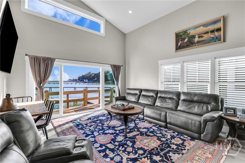 Image 23 of property listing at 1912 Stone Street, Savannah, GA 31410