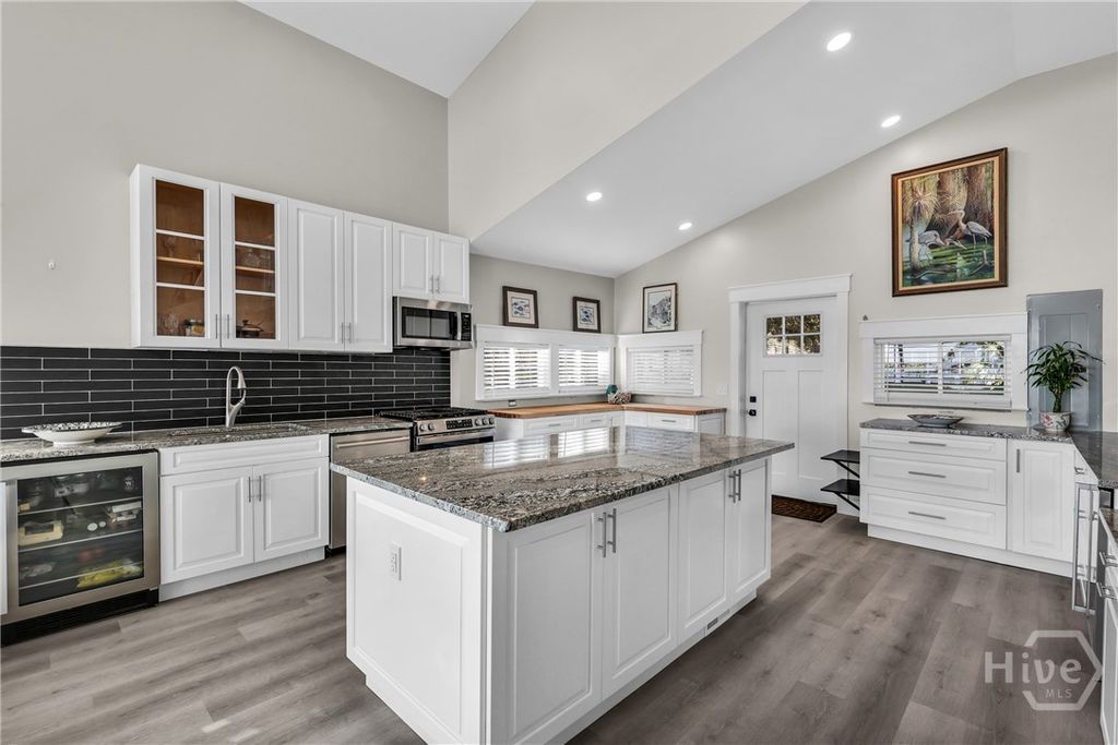 Image 27 of property listing at 1912 Stone Street, Savannah, GA 31410