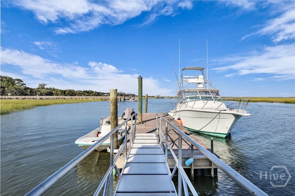 Image 5 of property listing at 1912 Stone Street, Savannah, GA 31410