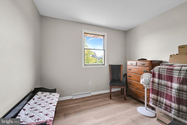 648 W SPRING ST, Fleetwood, PA 19522